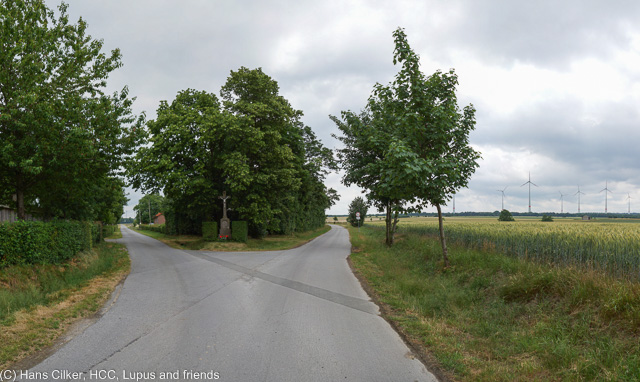 Wir starten bei Regen und bis auf einen kurzen Moment lassen uns die Wolken auch nicht in Ruhe, als wir mit der Mittagspause fertig sind gehts wieder los aber da sind wir schon am Auto